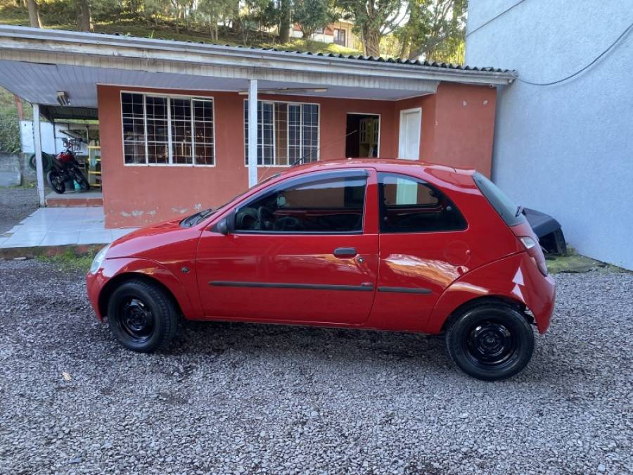 FORD - KA - 2006/2007 - Vermelha - R$ 17.900,00