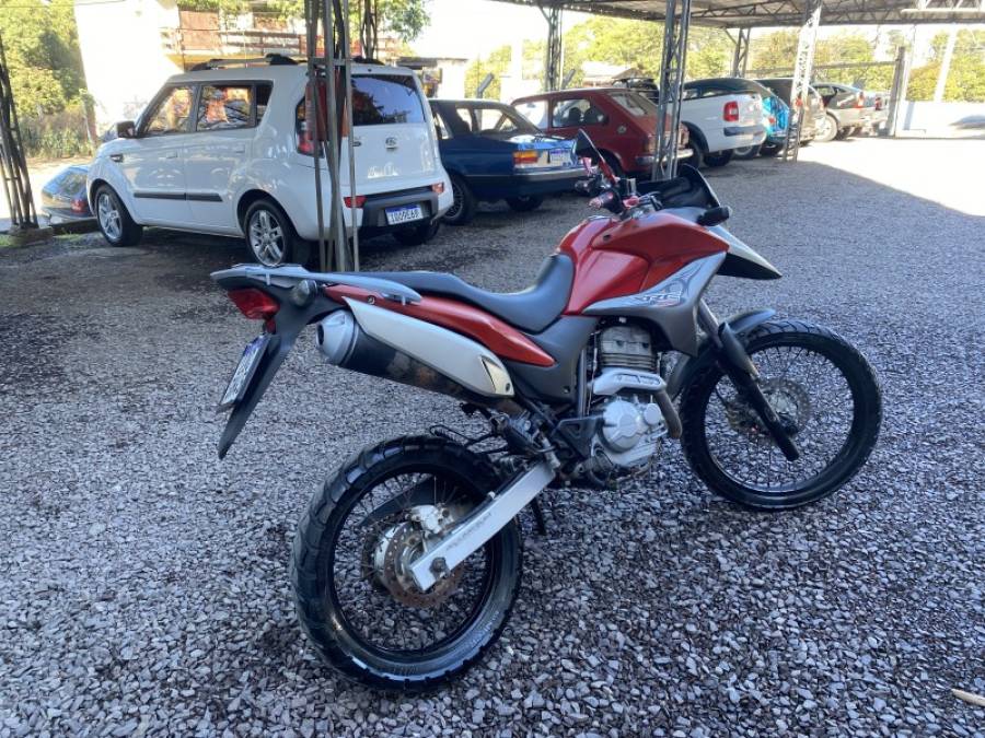 HONDA - XRE 300 - 2009/2010 - Vermelha - R$ 15.900,00