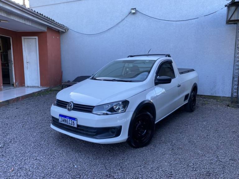 VOLKSWAGEN - SAVEIRO - 2015/2016 - Branca - R$ 46.900,00