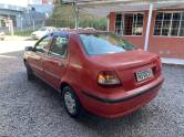 FIAT - SIENA - 2005/2006 - Vermelha - R$ 18.900,00