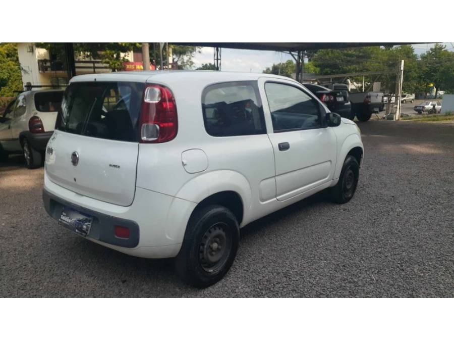 FIAT - UNO - 2014/2015 - Branca - R$ 29.800,00