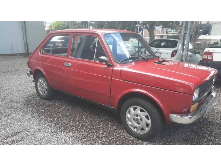 FIAT - 147 - 1978/1979 - Vermelha - R$ 14.900,00