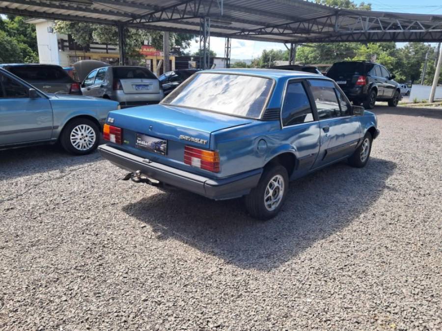 CHEVROLET - MONZA - 1989/1990 - Azul - R$ 9.900,00
