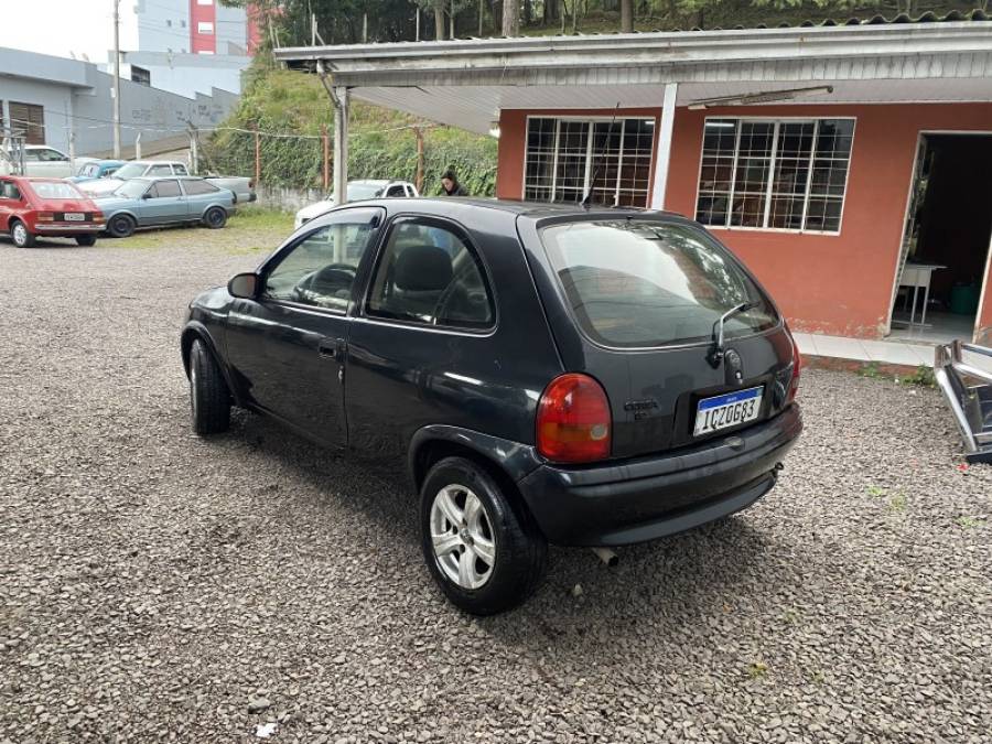 CHEVROLET - CORSA - 1994/1994 - Cinza - R$ 9.800,00