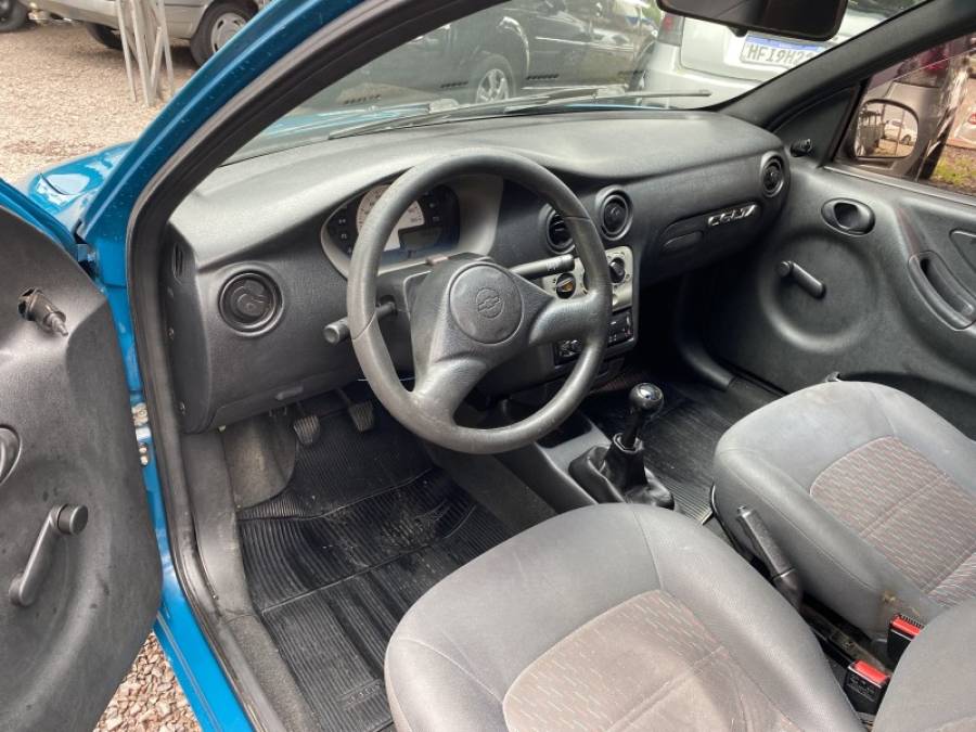 CHEVROLET - CELTA - 2002/2002 - Verde - R$ 16.900,00