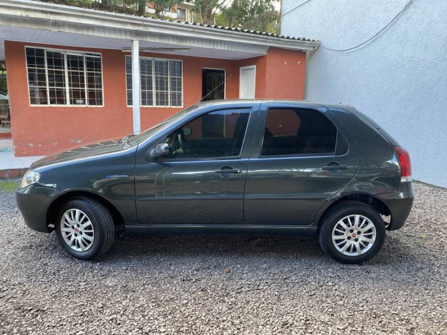 FIAT - PALIO - 2008/2009 - Cinza - R$ 24.900,00