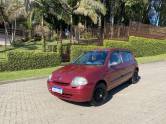 RENAULT - CLIO - 2001/2002 - Vermelha - R$ 12.900,00