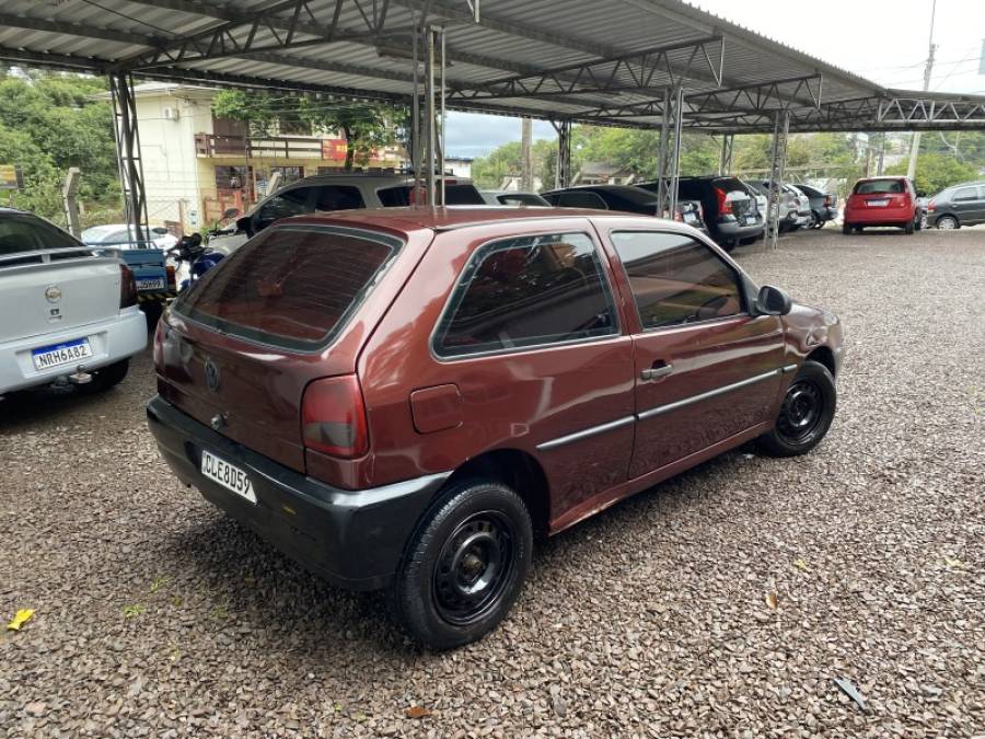 VOLKSWAGEN - GOL - 1997/1998 - Vermelha - R$ 10.900,00
