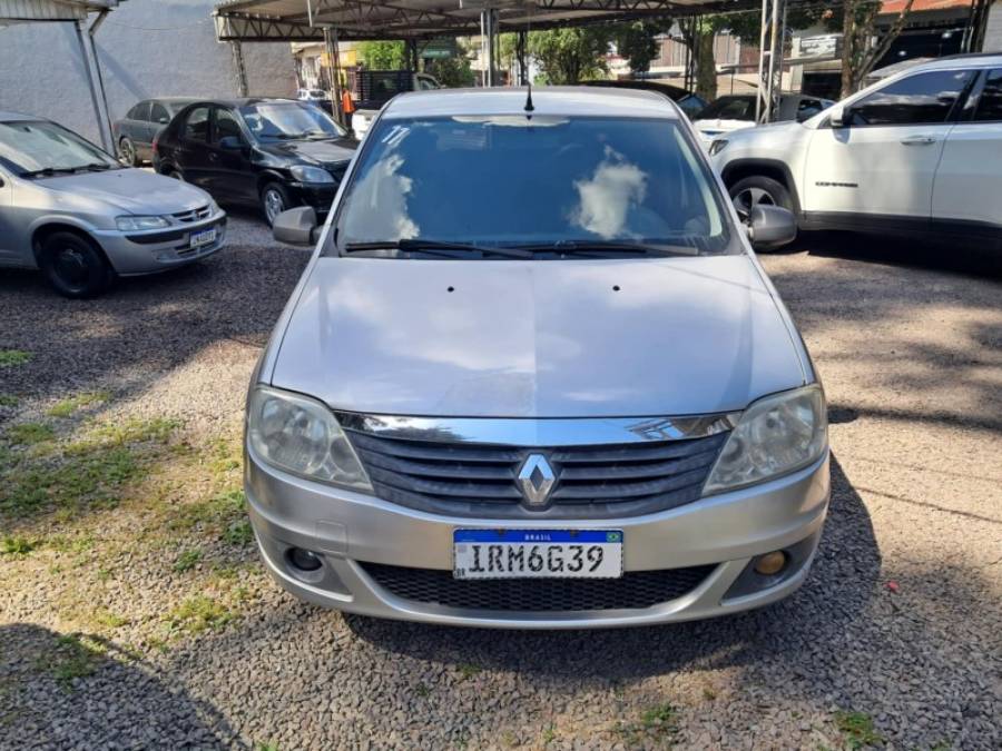 RENAULT - LOGAN - 2011/2011 - Prata - R$ 24.500,00