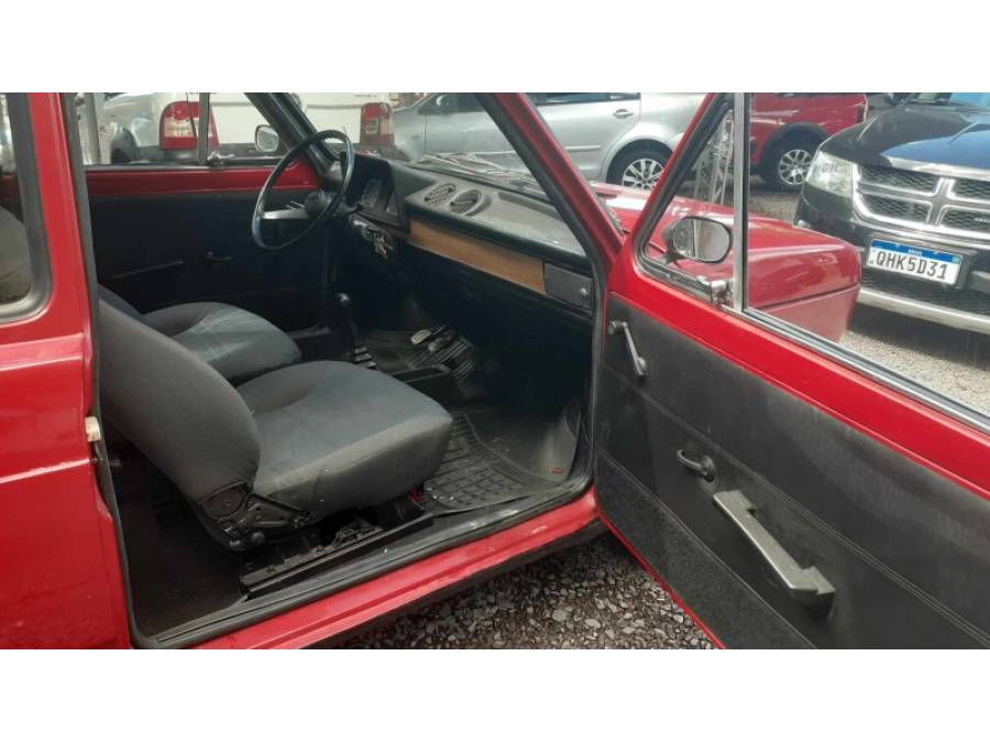 FIAT - 147 - 1978/1979 - Vermelha - R$ 14.900,00