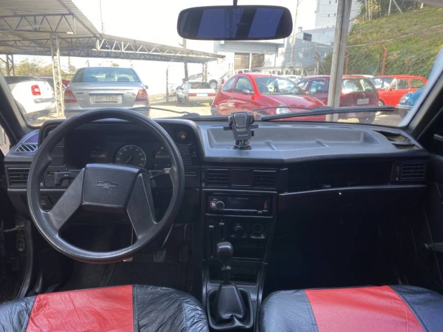 CHEVROLET - IPANEMA - 1991/1991 - Preta - R$ 10.900,00