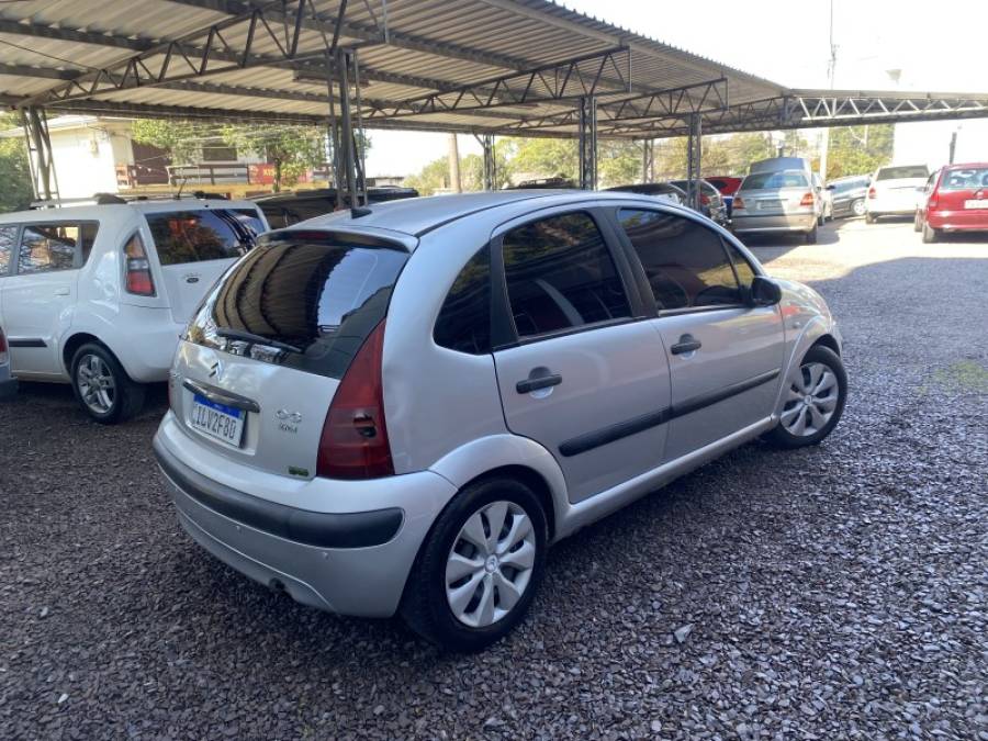 CITROËN - C3 - 2004/2004 - Prata - R$ 16.900,00