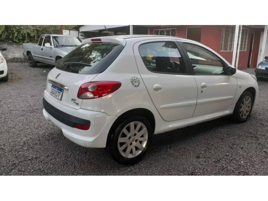 PEUGEOT - 207 - 2009/2010 - Branca - R$ 27.900,00