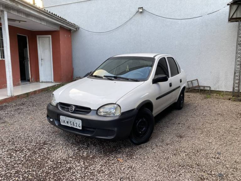CHEVROLET - CORSA - 2002/2003 - Branca - R$ 17.900,00