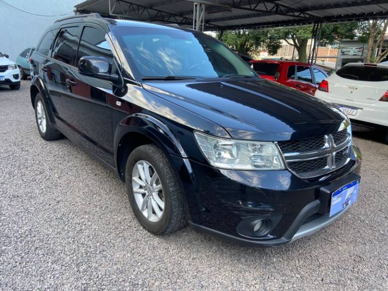 DODGE - JOURNEY - 2015/2015 - Preta - R$ 71.900,00