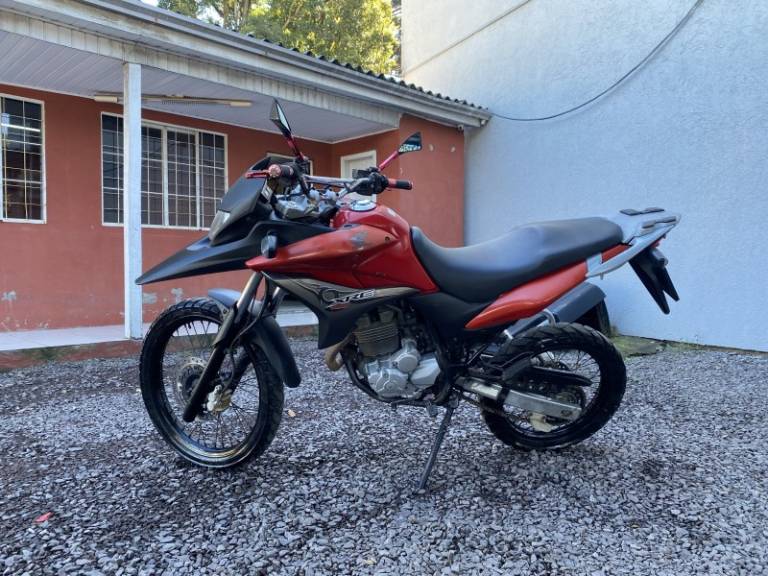 HONDA - XRE 300 - 2009/2010 - Vermelha - R$ 15.900,00