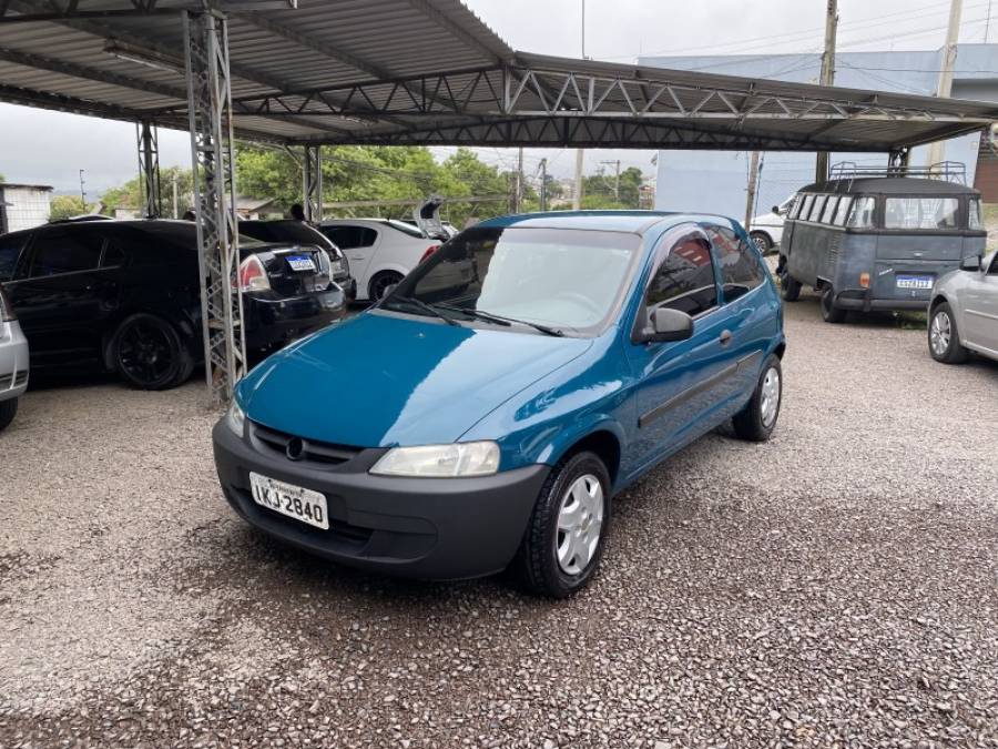 CHEVROLET - CELTA - 2002/2002 - Verde - R$ 16.900,00