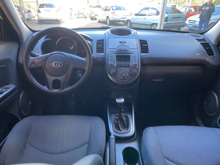 KIA MOTORS - SOUL - 2010/2010 - Branca - R$ 42.900,00