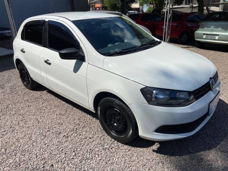 VOLKSWAGEN - GOL - 2013/2014 - Branca - R$ 31.900,00