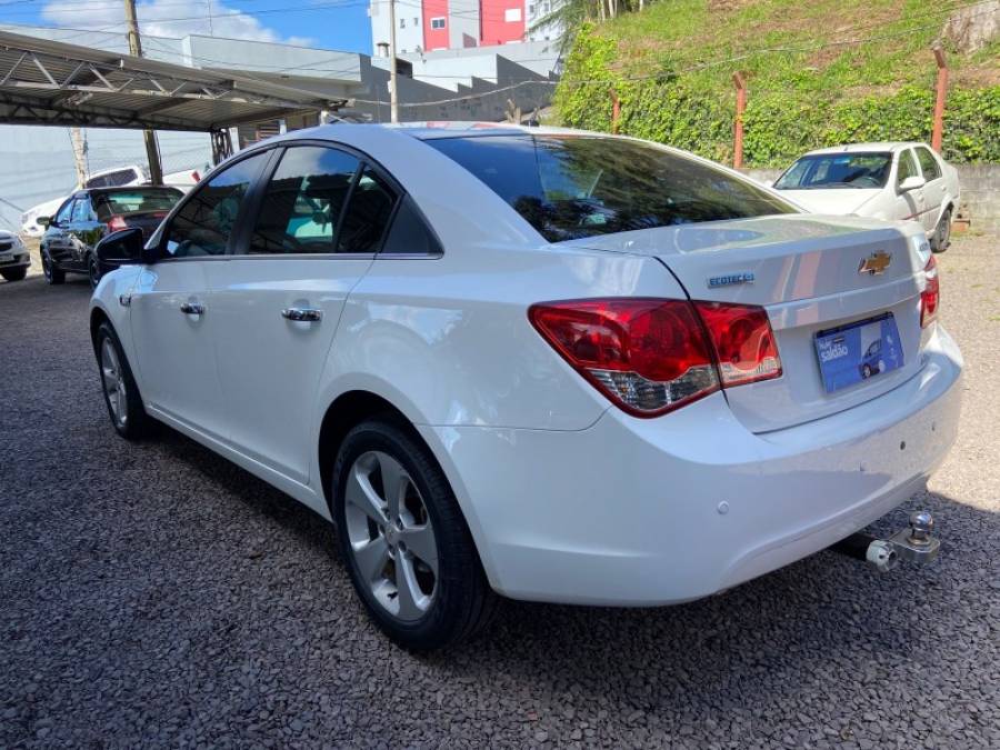 CHEVROLET - CRUZE - 2012/2012 - Branca - R$ 56.900,00