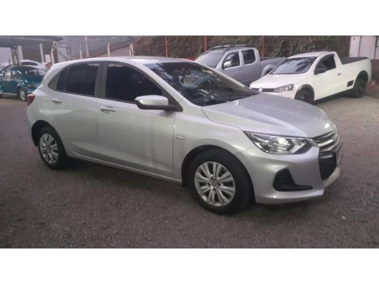 CHEVROLET - ONIX - 2020/2020 - Prata - R$ 64.900,00