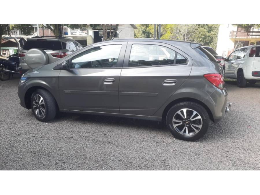 CHEVROLET - ONIX - 2014/2015 - Cinza - R$ 57.900,00