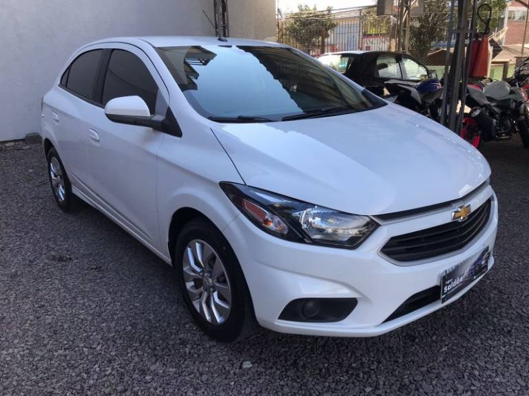 CHEVROLET - ONIX - 2017/2017 - Branca - R$ 59.800,00