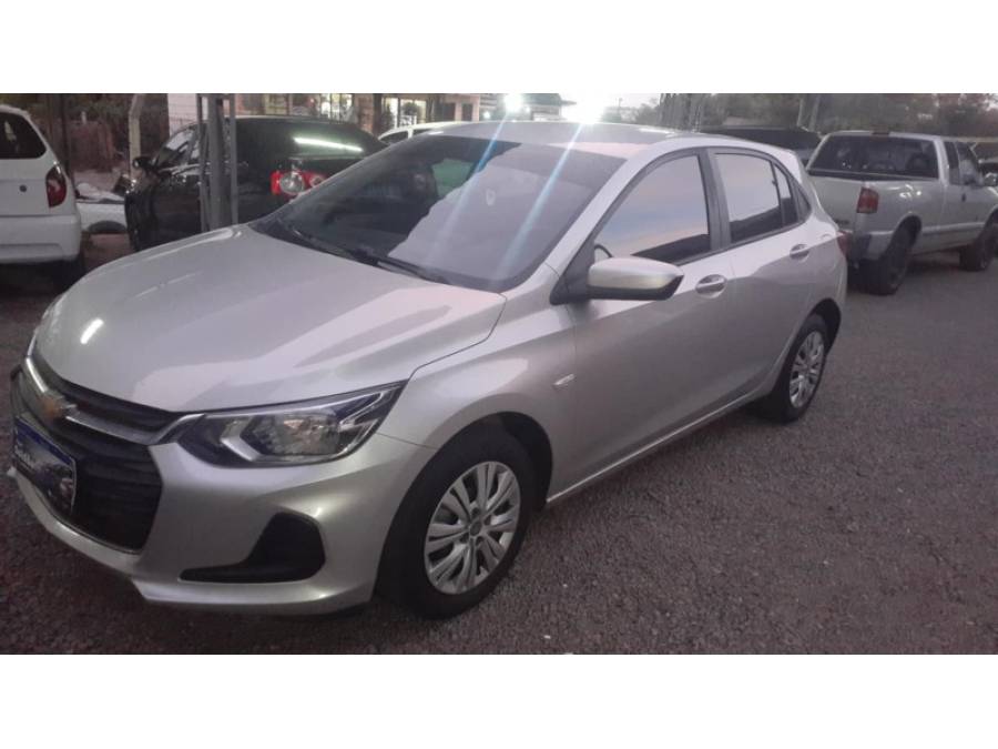 CHEVROLET - ONIX - 2020/2020 - Prata - R$ 64.900,00